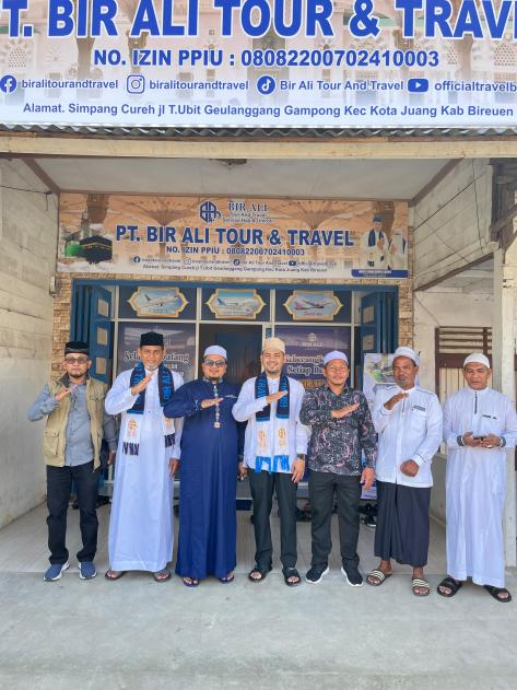 Peusijuk Kantor Cabang Cureh dan Jamaah Umrah Bir Ali, Doa Bersama di Tengah Musibah